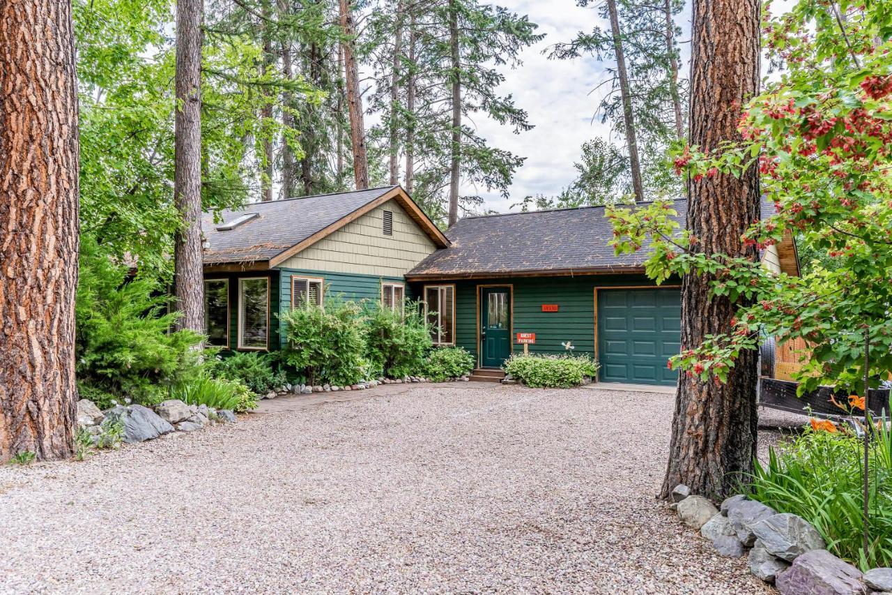 Yenne Point Studio Hotell Bigfork Eksteriør bilde